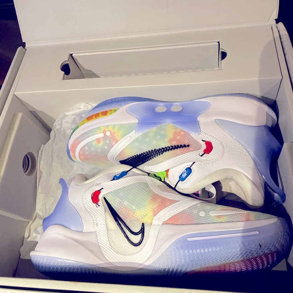 Nike adapt BB MAG 2.0 tye die